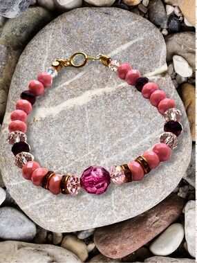 HANDCRAFTED BEAD BRACELET Pink Cottagecore Boho Pink Rhinestones Hook Closure